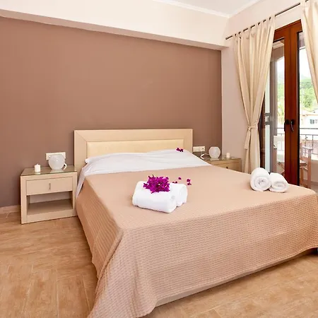 Calm View Aparthotel Vasiliki  Room photo